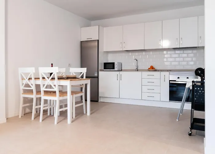 Homeforguest Atico Martina Con Terraza En Cristianos 公寓 *
