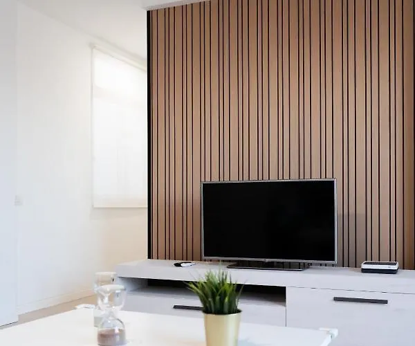 Homeforguest Atico Martina Con Terraza En Cristianos 洛斯克里斯蒂亚诺斯